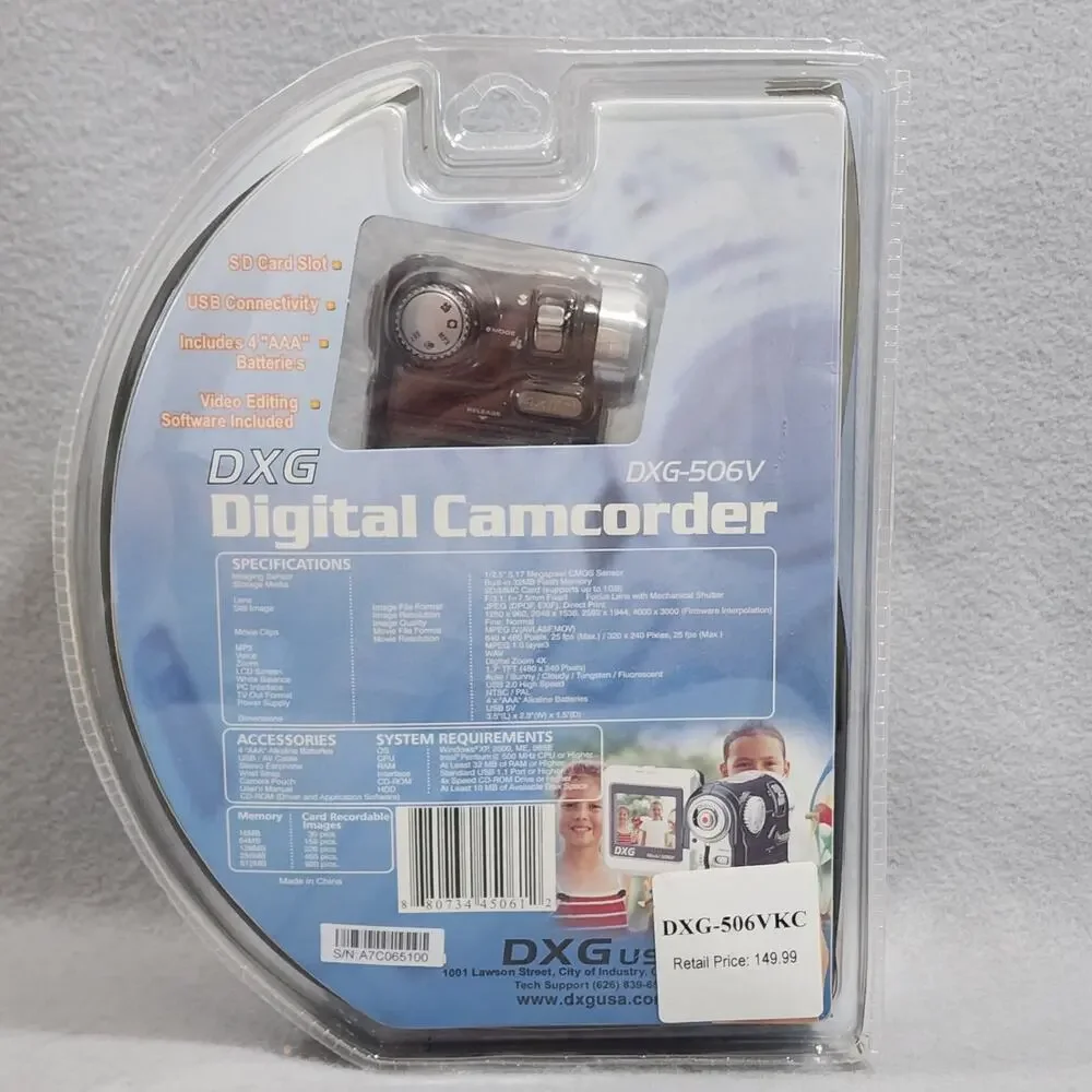 Digital Camera VideoCamcorder Music Player Voice Recorder WebCam DXG 506V 5.1MP
